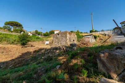 Terreno para Venda em Arcozelo