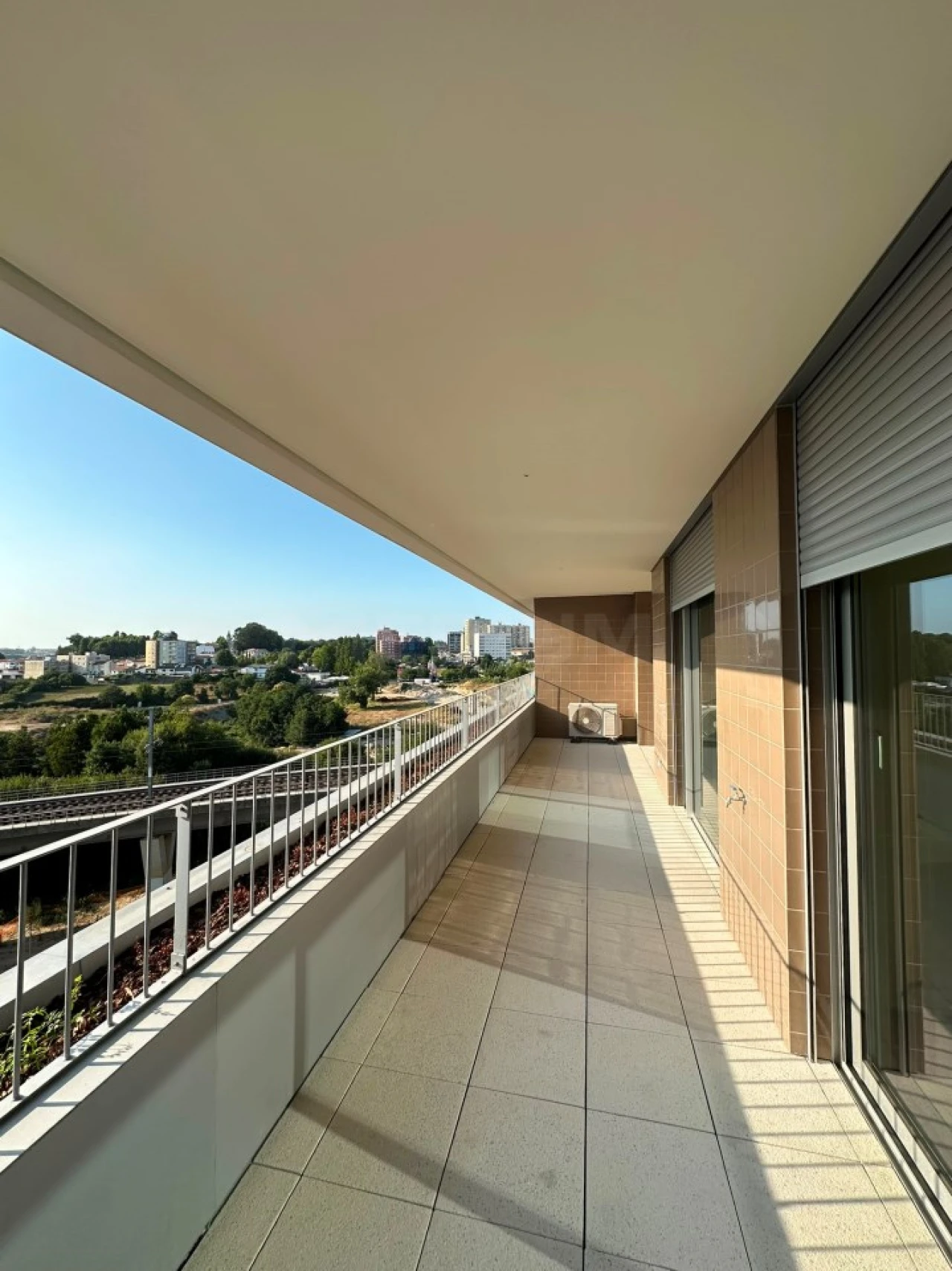 Apartamento T1 para Venda em Cidade da Maia Foto 1