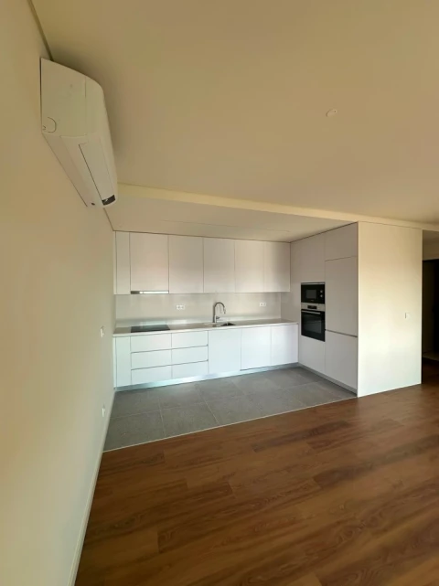 Apartamento T1 para Venda em Cidade da Maia