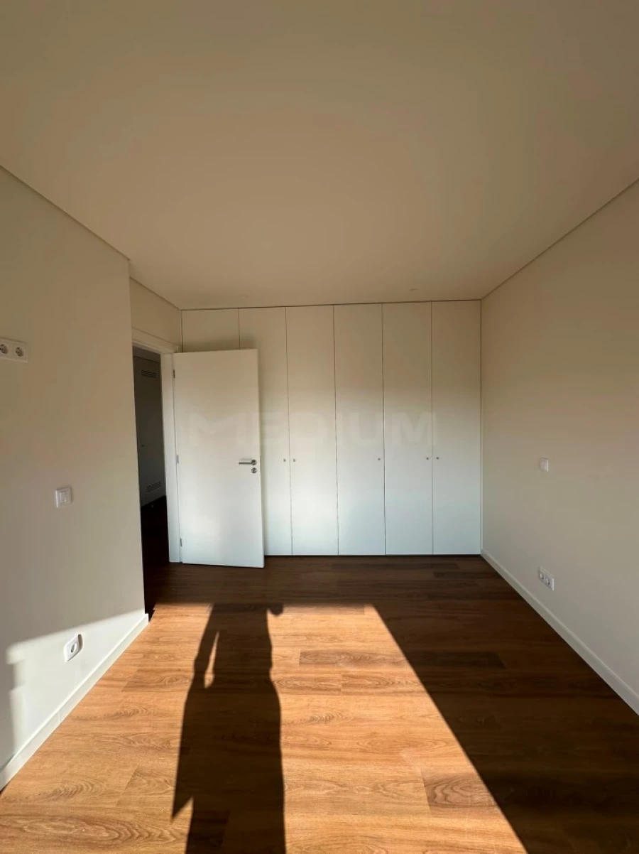 Apartamento T1 para Venda em Cidade da Maia Foto 7