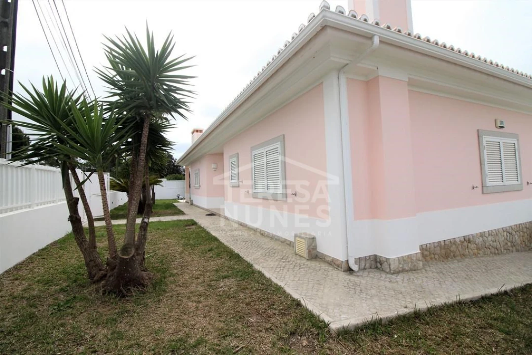 Moradia T3 para Venda em Sesimbra (Castelo) Foto 31