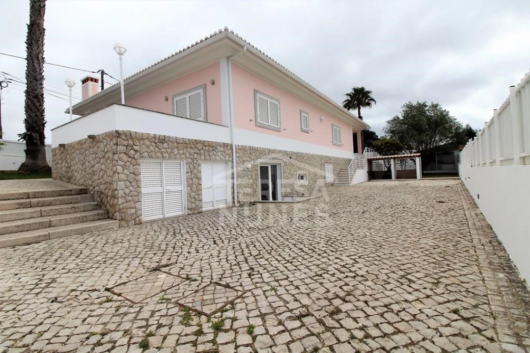 Moradia T3 para Venda em Sesimbra (Castelo) Foto 35