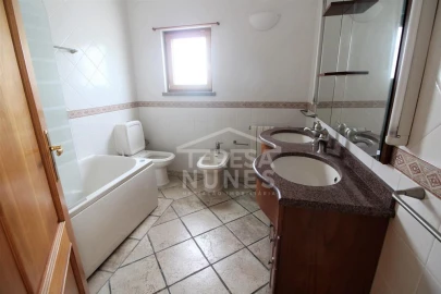 Moradia T3 para Venda em Sesimbra (Castelo)