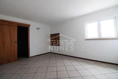Moradia T3 para Venda em Sesimbra (Castelo)