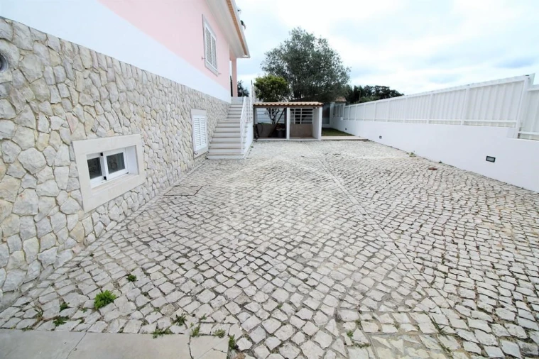 Moradia T3 para Venda em Sesimbra (Castelo) Foto 30