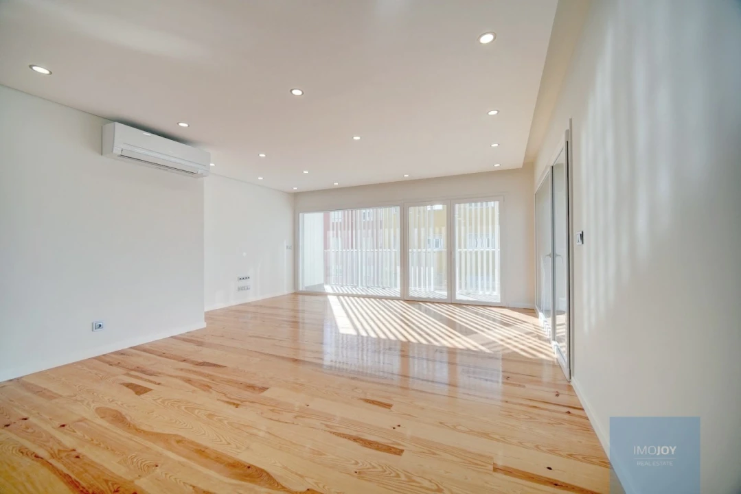 Apartamento T4 para Venda em Cascais e Estoril Foto 2