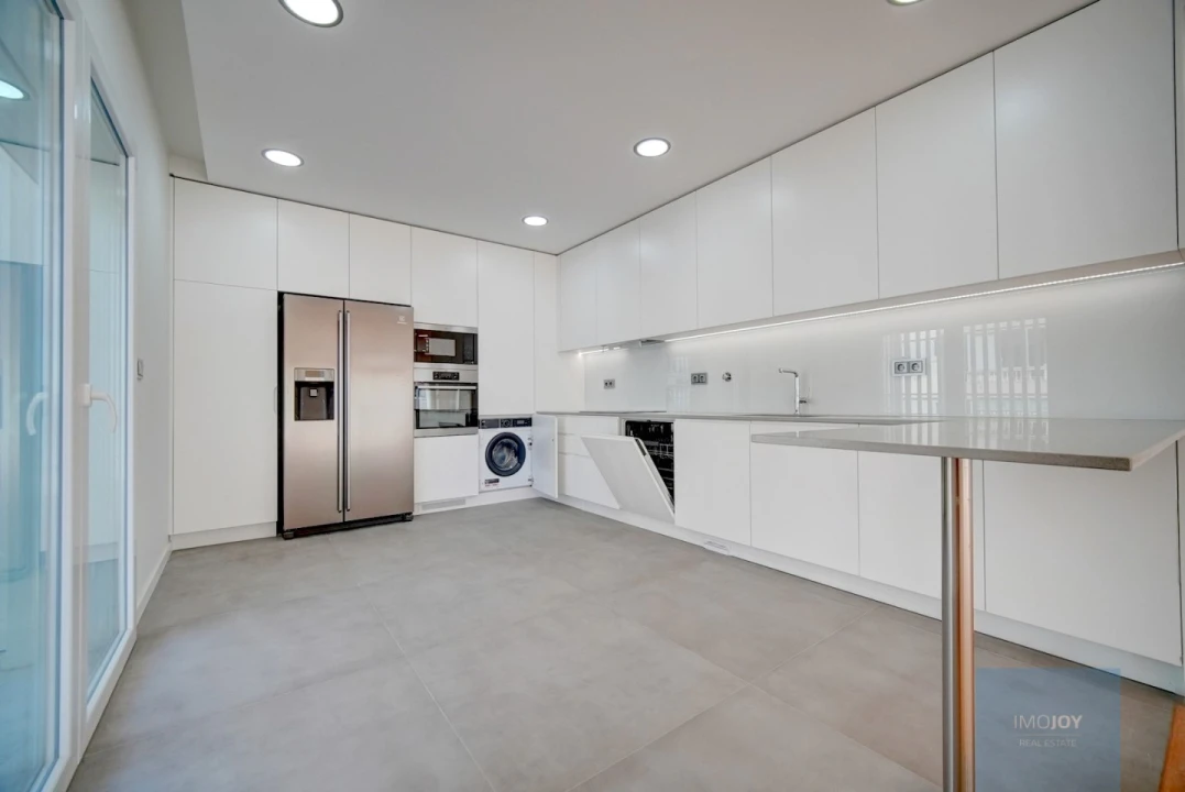 Apartamento T4 para Venda em Cascais e Estoril Foto 9