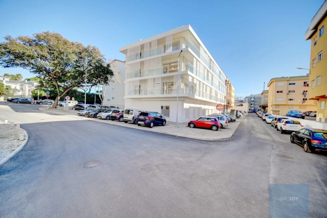 Apartamento T4 para Venda em Cascais e Estoril Foto 40