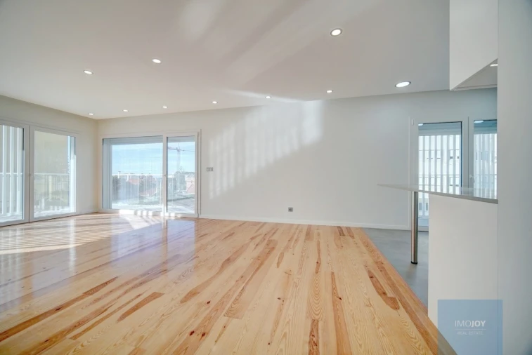 Apartamento T4 para Venda em Cascais e Estoril Foto 3