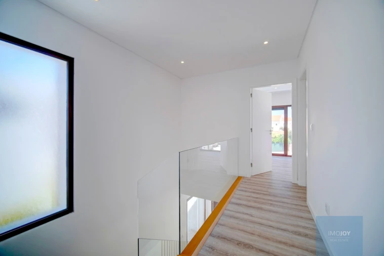 Moradia T4 para Venda em Cascais e Estoril Foto 12