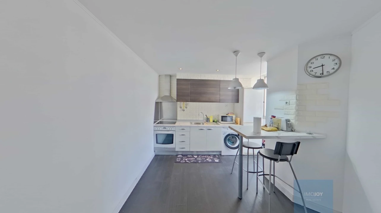 Apartamento T2 para Venda em Alvalade Foto 8