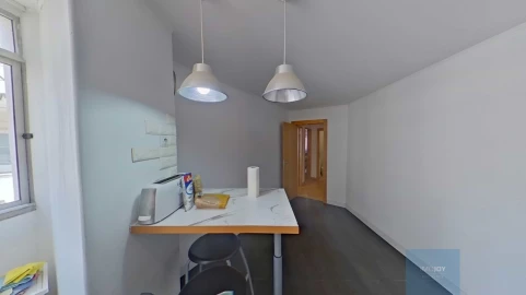Apartamento T2 para Venda em Alvalade