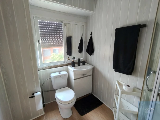 Apartamento T2 para Venda em Alvalade Foto 8