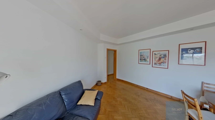 Apartamento T2 para Venda em Alvalade Foto 5