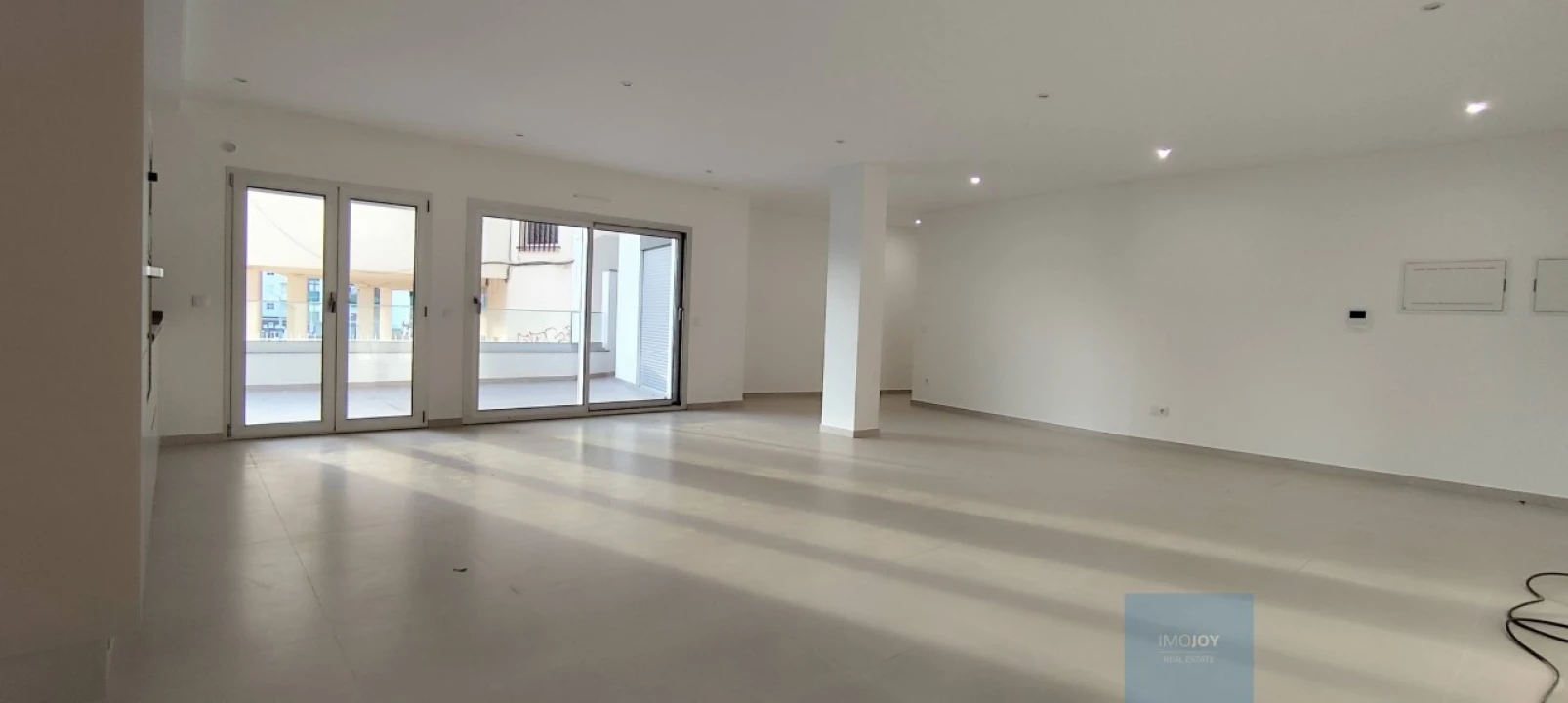Apartamento T2 para Venda em Nazare Foto 6
