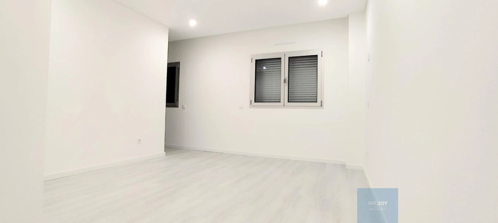 Apartamento T2 para Venda em Nazare Foto 22