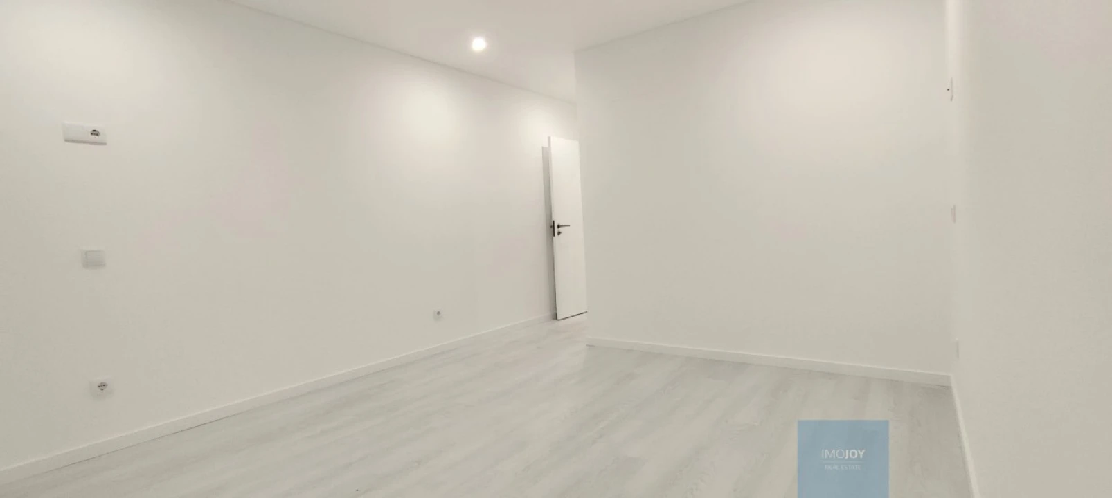 Apartamento T2 para Venda em Nazare Foto 23