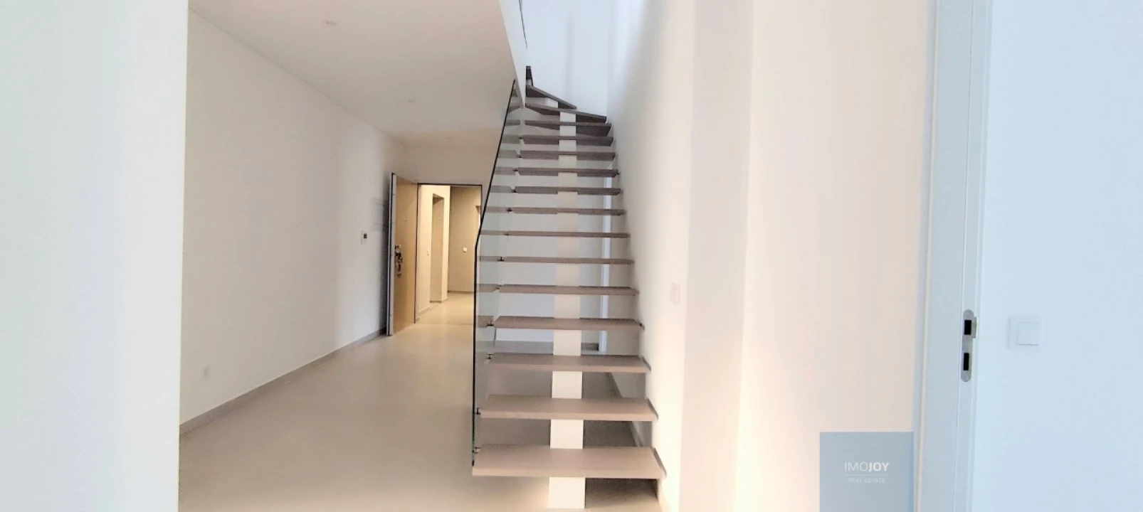Apartamento T2 para Venda em Nazare Foto 31