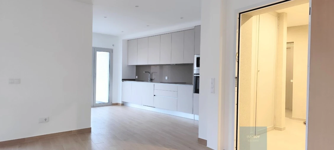Apartamento T2 para Venda em Nazare Foto 16