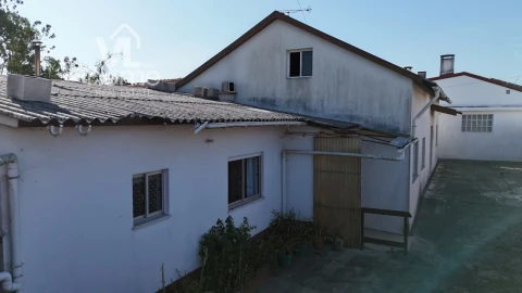 Moradia para Venda em Maceira