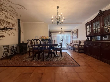 Apartamento T2 para Venda em Póvoa de Varzim, Beiriz e Argivai