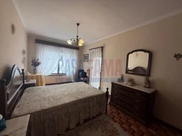Apartamento T2 para Venda em Póvoa de Varzim, Beiriz e Argivai