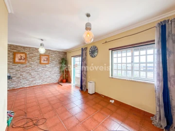 Apartamento T3 para Venda em São Miguel do Rio Torto e Rossio Ao Sul do Tejo