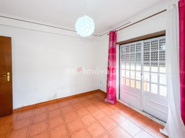 Apartamento T3 para Venda em São Miguel do Rio Torto e Rossio Ao Sul do Tejo