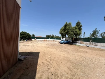 Moradia T3 para Venda em Madalena e Beselga