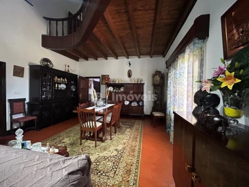 Moradia T3 para Venda em Madalena e Beselga