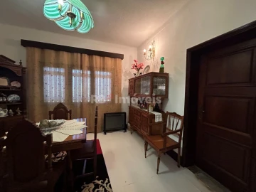 Moradia T3 para Venda em Madalena e Beselga