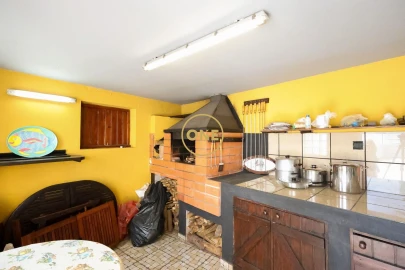 Moradia T3 para Venda em Santo Antonio