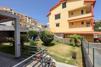 Moradia T3 para Venda em Santo Antonio