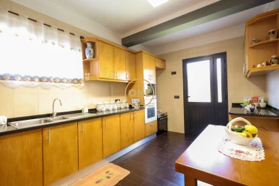 Moradia T3 para Venda em Santo Antonio