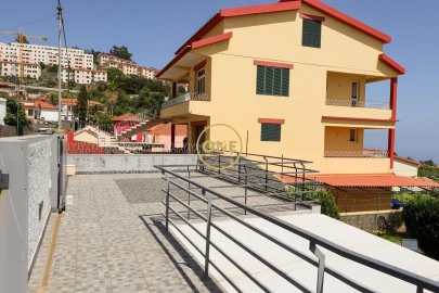 Moradia T3 para Venda em Santo Antonio