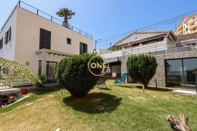 Moradia T3 para Venda em Santo Antonio