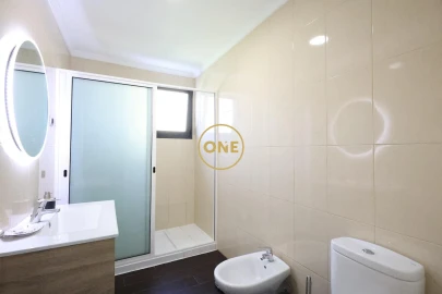 Moradia T3 para Venda em Santo Antonio