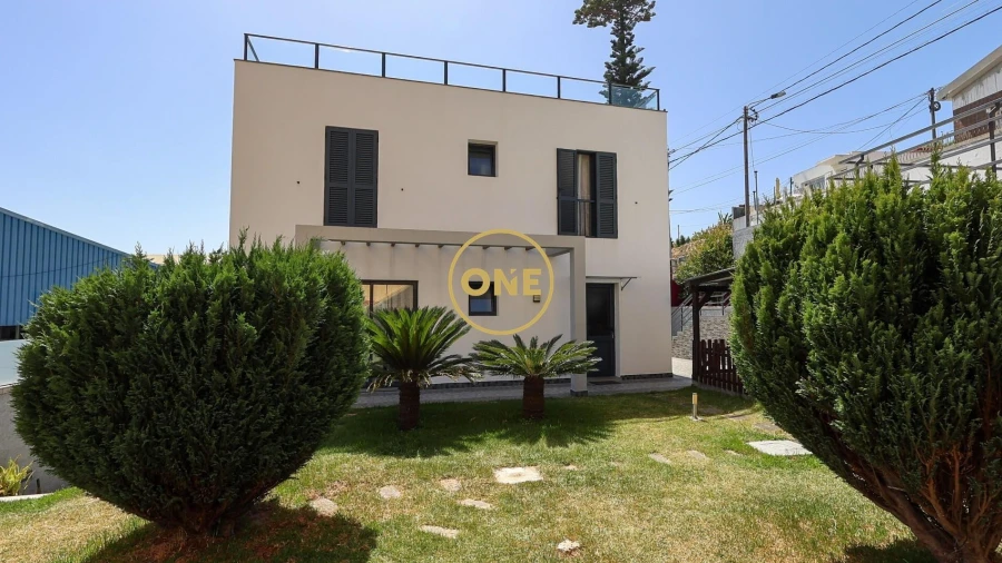 Moradia T3 para Venda em Santo Antonio