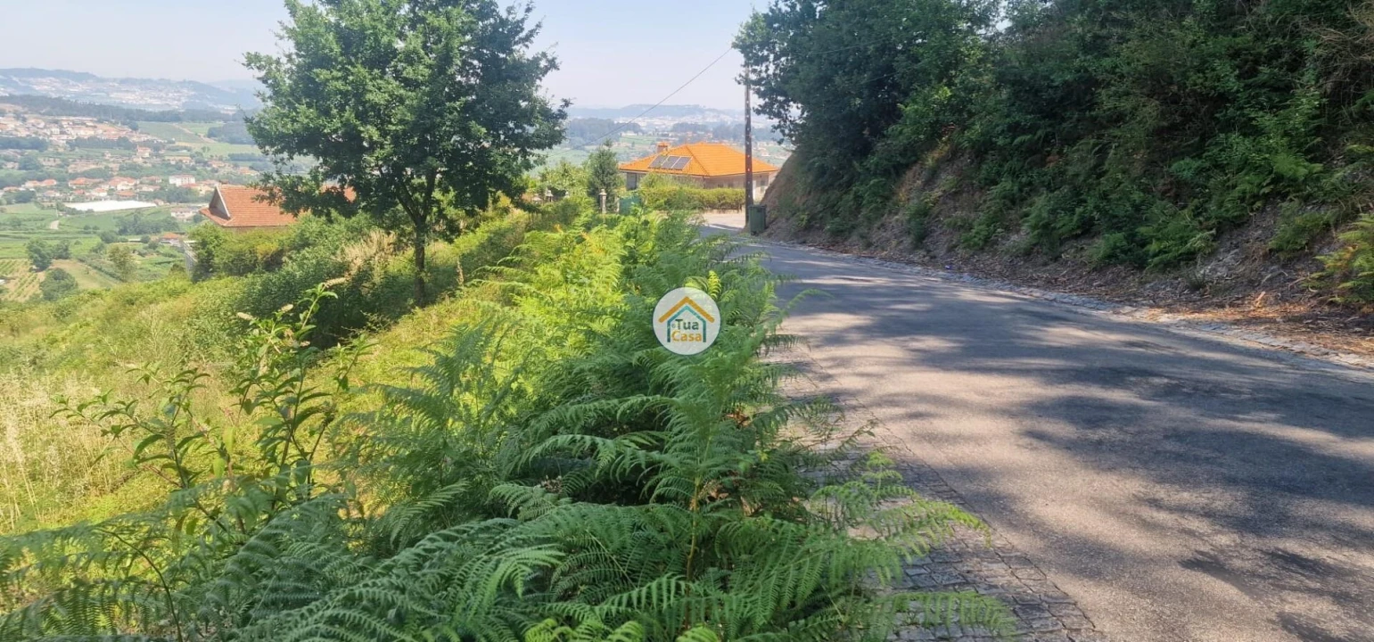Terreno para Venda em Aião Foto 8