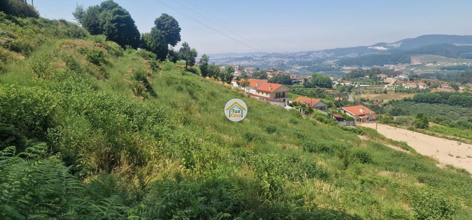 Terreno para Venda em Aião Foto 11