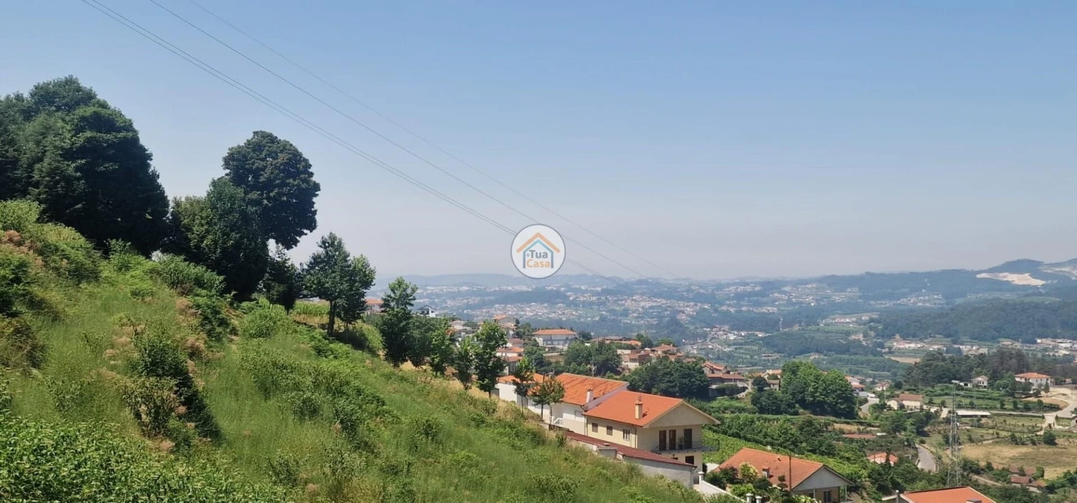 Terreno para Venda em Aião Foto 3