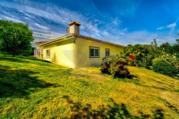 Moradia T3 para Venda em Serzedelo Foto 5