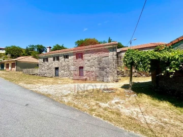Moradia T2 para Venda em Chorense e Monte
