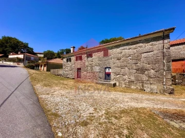 Moradia T2 para Venda em Chorense e Monte