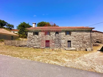 Moradia T2 para Venda em Chorense e Monte