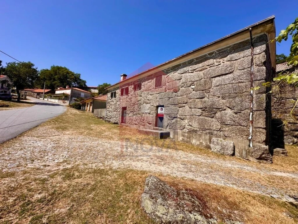 Moradia T2 para Venda em Chorense e Monte Foto 21