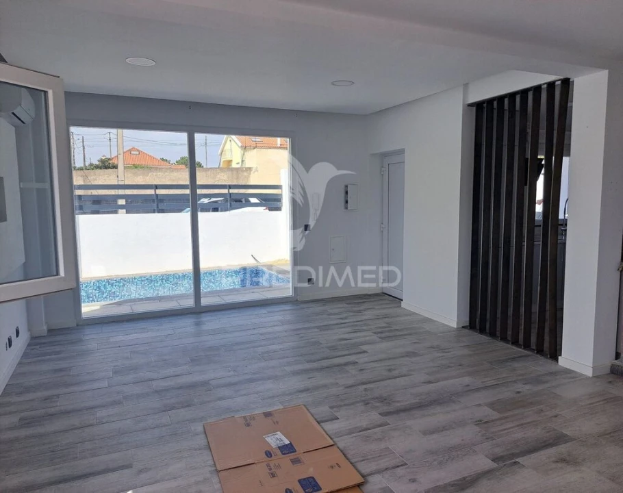Moradia T3 para Venda em Fernao Ferro Foto 6