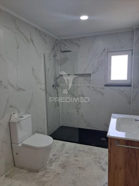 Moradia T3 para Venda em Fernao Ferro