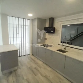 Moradia T3 para Venda em Fernao Ferro