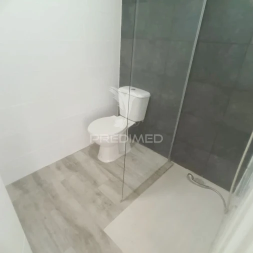 Moradia T3 para Venda em Fernao Ferro Foto 16